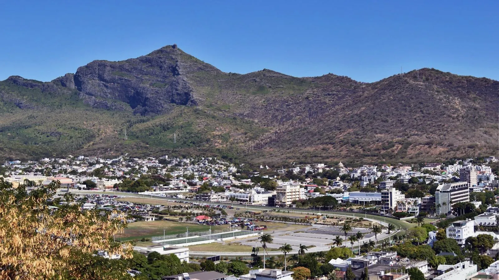 Port Louis and the Moka range